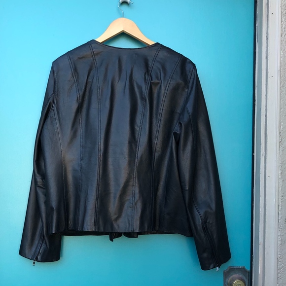 Black leather moto jacket - Picture 3 of 8